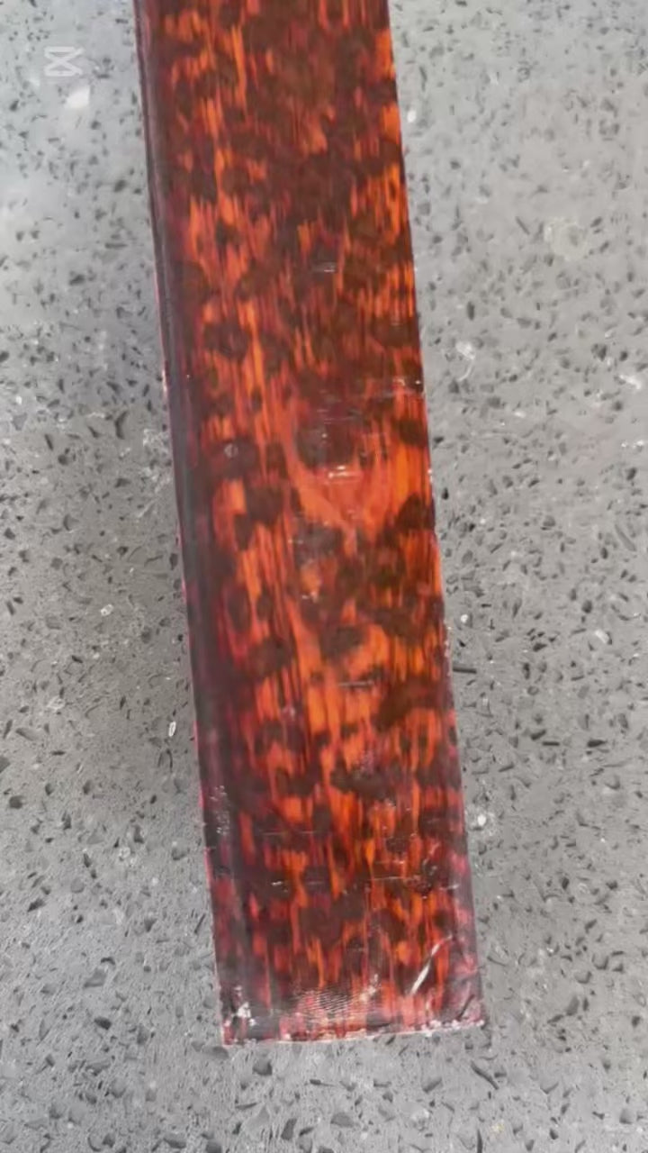 Snakewood Micro Lumber - 19,4” x 1,5” x 0,50”