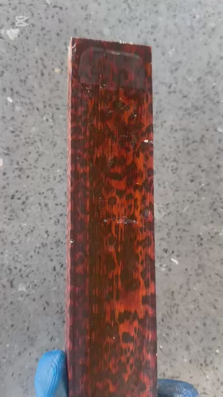 Snakewood Micro Lumber - 20,6” x 1,6” x 0,74”