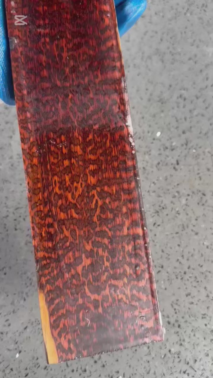 Snakewood Micro Lumber - 19,6” x 2,7” x 0,70”